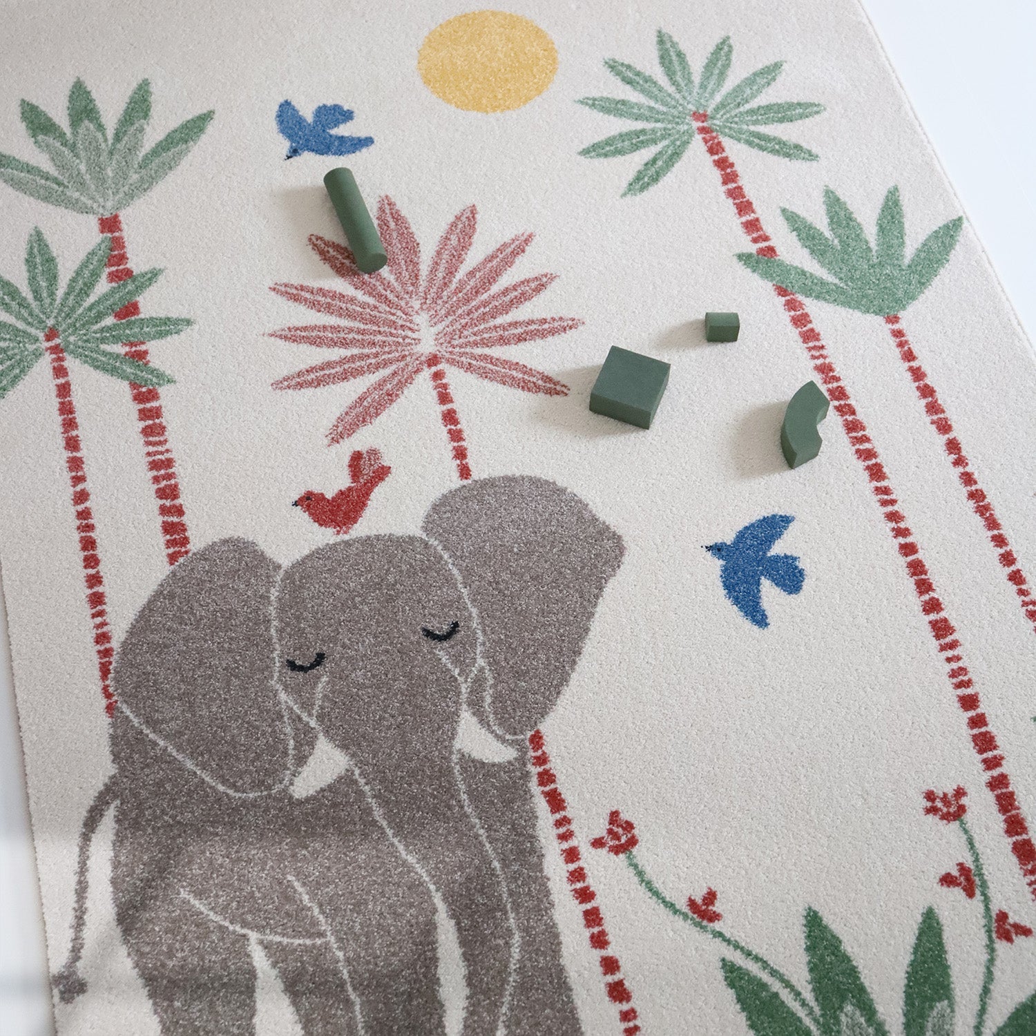 Nattiot Polypropylene Elephant Kid's bedroom rug - MAMALENA - 120 x 170 cm