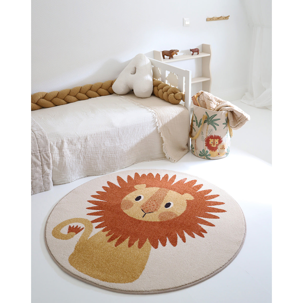 Tapis enfant rond petit lion TIAGGO nattiot-shop